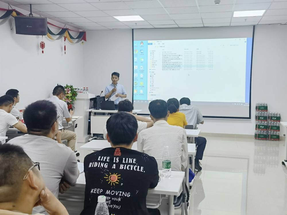欧宝app官方版web站入口-欧宝(中国)药业技术交流会 (3) - 副本.jpg